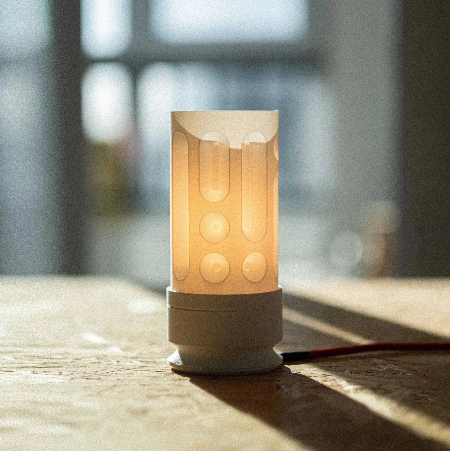 Woof   ||   Digital File